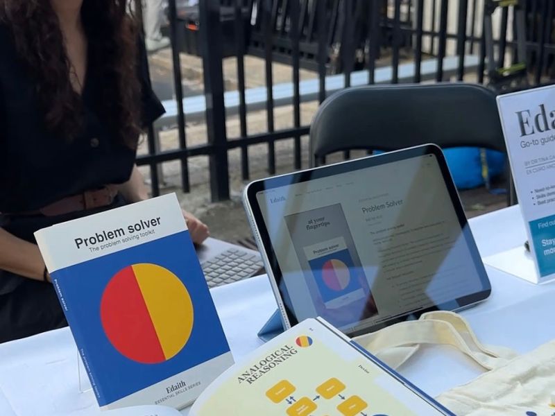 Edaith pop-ups & switching on (and off) social&nbsp;media